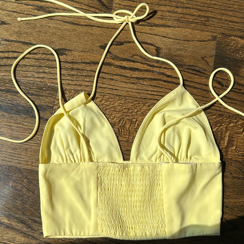 Superdown - Yellow Halter Top - Picture 5 of 7